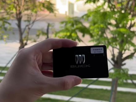 记得先搞好手机蓝牙连接,不然像我加油一样尴尬#别克新君越 #vlog日常 #别克全新君越