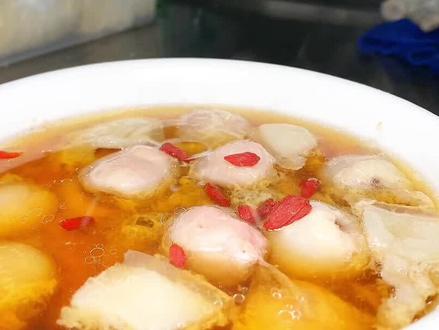#同城热门
新鲜荔枝蒸肉
汤鲜肉嫩
#抖音美食推荐官 #