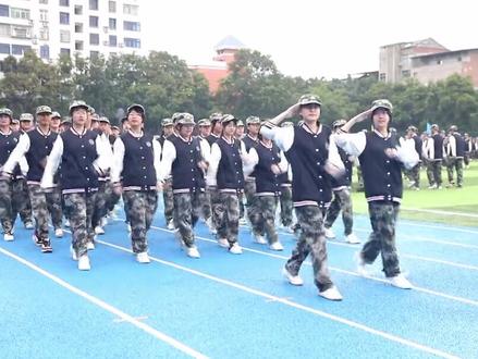 铜梁中学 军训汇演展英姿#记录校园生活 #军训dou出彩