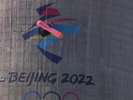 苏翊鸣父母:我们修的不是跳台,是他人生的起跳台。 #米兰冬奥会 #荣耀时刻 @苏翊鸣🦋