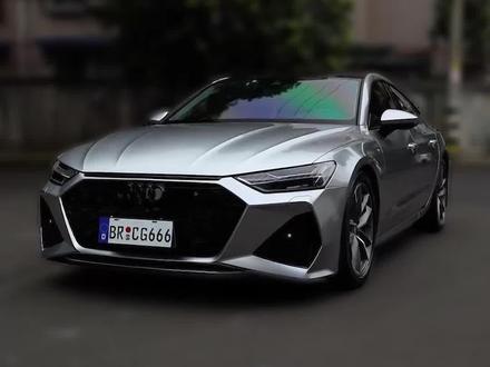 #奥迪a7 大家觉得是这个颜色帅还是车子帅#GT银 #成都1999 #汽车改色贴膜 #成都汽车贴膜