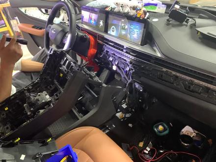 瑞虎8。原车功放拆装。原车功放位置#汽车改装升级 #瑞虎8