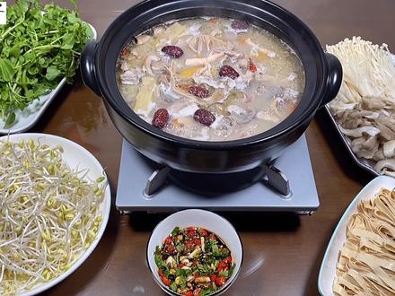 特别鲜的鱿鱼羊杂汤 #羊杂 #美食 #家常菜