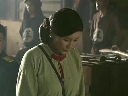 法军洋枪大炮让清政府胆寒,爱国老将准备好棺材,拼死一战 #宅家dou剧场 #经典影视 #武侠电影