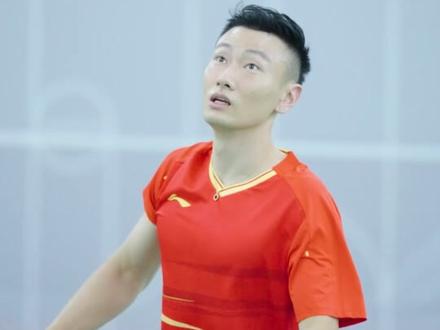 一起来听听世界冠军@张楠-神之子对#锋影800NEW的试打感受吧!
#李宁#羽毛球