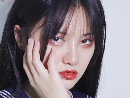 百万女网红第一次蹦迪竟然...一定要看到最后 @好运阿朱 #变美 #网红 #蹦迪