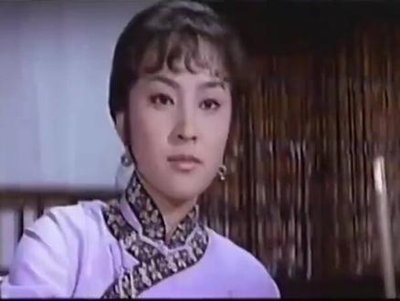 经典怀旧动作电影,场景打斗十分精彩