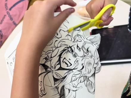 爱画画的小熙娃|给@奥特小圆子 做的兽牌,分享用卡纸画兽牌,黑白配色超经典#兽设 #画画