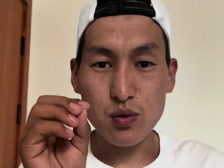 这样的鹰之队,谁能不爱?
每一次出征都全力以赴,每一场较量都顽强拼搏,始终坚守信念,鏖战到最后一兵一卒,从未轻言放弃。身处凉山,早已被这份坚韧不拔的精神深深感染,雄鹰展翅,不畏强敌,纵使面对再强大的对手,我们依旧勇往直前、永不言弃。赛场上同心协力,绝境中逆风翻盘,用汗水诠释热爱,用拼搏铸就荣光。这就是我们的鹰之队,一往无前,势不可挡!加油,鹰之队!