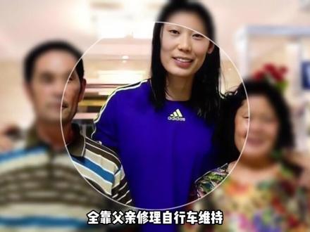 巅峰加冕,低谷承压,排球女王--朱婷! #朱婷#排球#女排#暴扣#排球的魅力