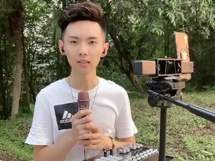 原来网红户外对口型唱歌是这样录的!