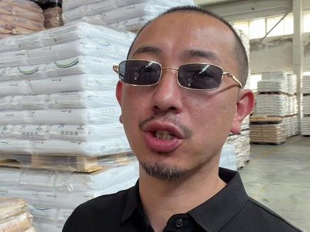 海峡相关的炒作总算告一段落,现在行情回到了供需基本面主导的状态
#呼叫塑料人 #飞草商业模式