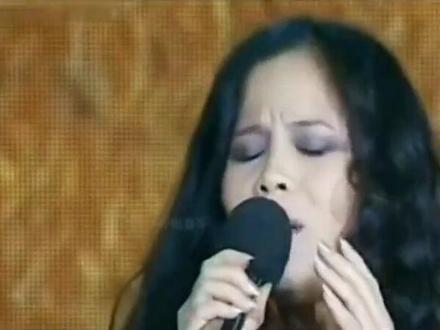 又名《丹顶鹤》,后甘萍翻唱很出名