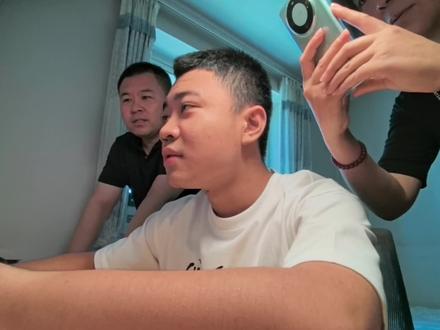 24年高考查分瞬间,每看一次眼睛都会模糊...#高考查分 #查分时刻