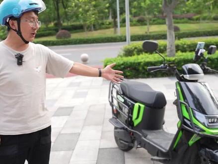 黑骑士B2plus骑行测评:搭配智租换电的一代升级版电池,速度居然可以这么快!你们爱了吗?#外卖小哥 #适合送外卖的电动车推荐 #新国标电动车 #智租换电 #赛鸽黑骑士 @智租换电 @黑骑士-夜行侠 @黑骑士更专业的外卖车品牌