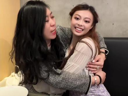 不是母女,却有如此亲密的关系~我们是同一个男人最爱的女人~都要好好的~
#香港 #婚后生活 #夫妻 #孩子#二婚