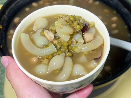 现在的天气适合来碗冰冰凉凉的绿豆汤#冰绿豆