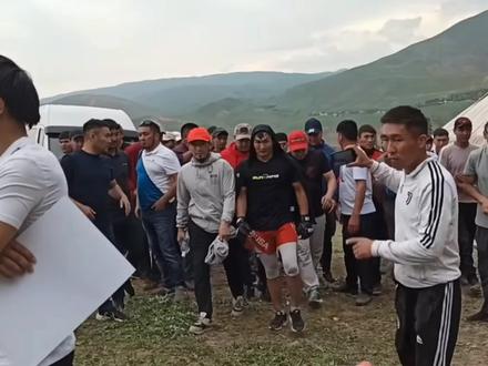 这才是真正的战斗名族 震撼人心的高原格斗赛 全民尚武的彪悍名族 #小北格斗
