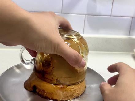 「焦糖布丁」比苦瓜汁苦出三碗中药的焦糖布丁,快来试试吧! #学做饭 #焦糖布丁 #做饭翻车#深夜放毒美食 #美食复刻
