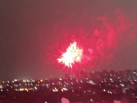 泥沟张建伟母亲过大寿的烟花秀 #烟花 #烟花秀