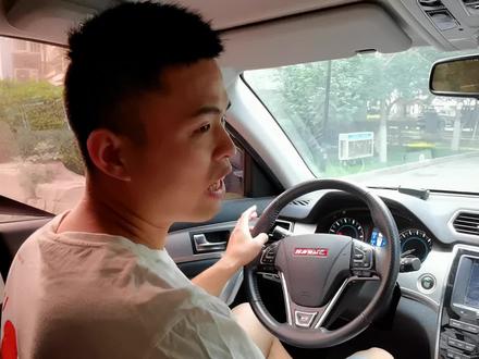 左侧靠边停车如何精确到10cm,还不剐蹭路牙子,这个方法很实用