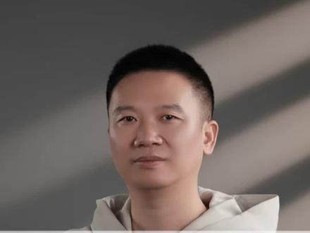 【AI焦点】不止是聊天机器人:深度拆解腾讯 AI 原生助手 OpenClaw。实测 WorkBuddy 如何一分钟接入企业微信,多 Agent 并行处理调研、代码与报表,这套 2026 生产力方案有点硬核!
#AI #WorkBuddy #OpenClaw #开发者 #DeepSeek