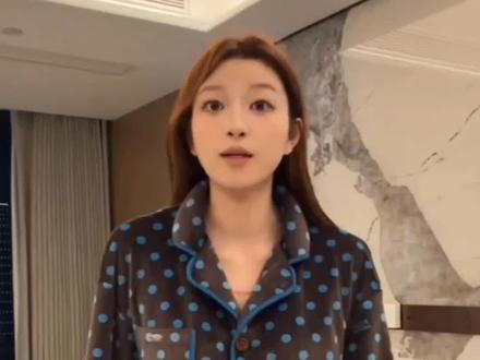 豆包教我穿搭赴宴视频教程来啦
豆包教我穿搭教程入口
当豆包教我打扮 穿搭
豆包还是太权#豆包教我穿搭 #豆包打电话 #挑战让Ai打扮我
豆包帮我穿搭 跟着豆包学穿搭 豆包教我穿搭 豆包帮我挑衣服 穿搭技巧豆包帮忙搭配衣服 豆包帮我搭配衣服 豆包推荐衣服搭配 豆包是你的时尚军师 豆包教穿搭搞笑 豆包教穿搭卷裤子 豆包教我穿搭成功版 豆包教我穿搭约会 豆包教我穿搭相亲 豆包教我穿搭龙 豆包教穿搭的视频怎么拍 豆包教我穿搭拍摄技巧 韩系风穿搭造型 穿搭 ai搭配衣服的app get明星同款穿搭 豆包智能ai耳机 豆包穿搭
Aⅰ叫我穿什么我穿什么 Ai说啥我穿啥 豆包教我穿搭成功版 当霸总教我穿搭 我已经想好过年怎么穿了 赴闺蜜生日宴会穿衣打扮指南免费入口#豆包ai ,#豆包P图已经nextlevel了