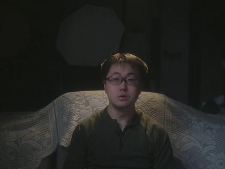 吐槽徕芬二代牙刷:按错就喷水?这反人类的交互设计绝了! 刷个牙还得练手速?徕芬二代把牙刷玩成节奏大师!
刚买的徕芬二代电动牙刷,颜值确实高,但实际用起来差点把我送走!
- 想切档位?必须从嘴里拿出来操作
- 一不小心误触单击?直接“嗡——”喷你一脸牙膏水!
- 官方吹上天的“三击压感切换”,实测是“失败即喷水”的赌博式交互
本期视频:
✅ 真实场景演示“大牙低档 / 门牙高档”切换有多崩溃
✅ 对比飞利浦(实体按键)vs 欧乐-B(蓝牙表盘)的合理设计
✅ 反驳某UP主“声波不振”玄学评测(附官网“扫振”截图打脸)
✅ 吐槽Type-C不给充电头
好的工具,应该让人忘记它的存在,而不是每次刷牙都得先做一道选择题。
#电动牙刷 #徕芬 #数码测评 #避雷 #徕芬电动牙刷