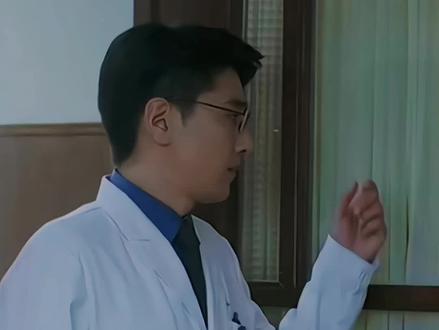 #听说你红月鼓点版 细节就是自从杨阿姨事件后,周筱风认清了白及的为人,从称呼他为白老师变成了白主任#问心 #电视剧问心 #看电视剧问心看不够