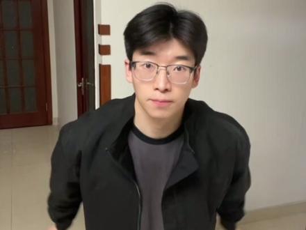 养肝就是养命,趁还来得及,从今天开始做这三件事 #养肝 #中医养生 #健康科普 另外春天多喝菊花枸杞茶,菊花清肝,枸杞养肝血,绝配