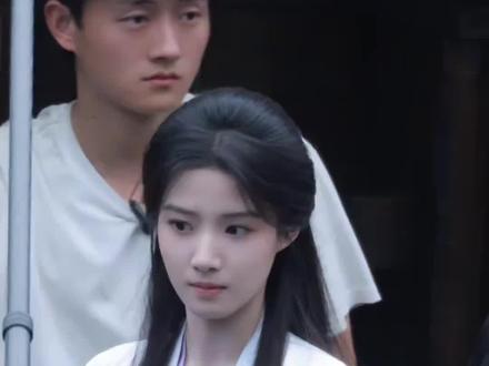 支持女人笑容自由好吗?好的。 #卢昱晓 #王楚然 #女性 #笑容 #女明星