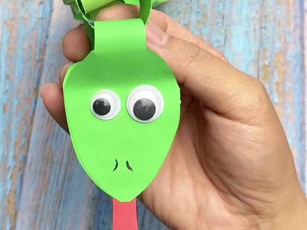 会扭动的蛇宝宝折纸手工,你学会了吗?#手工 #手工玩具 #折纸玩具