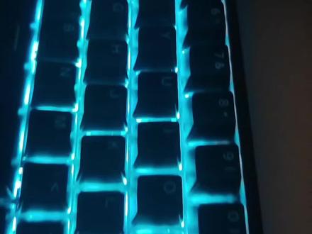 #美加狮键盘 wasd变成前进键了或者不动了怎么处理