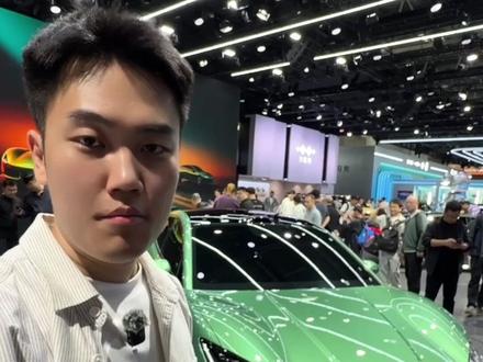 原创设计!方程S多少钱能卖爆? 原创设计太顶了!方程豹全新轿车方程 S 登场,颜值能打、气场拉满,定价多少才会被疯抢?#方程豹