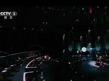 12月12号晚间央视文艺频道#央视影音直播 #中国唱将 @央金措(直播号) @央金措(原生态歌手) 恭喜央金措!虽然十强赛惜败种子选手于海洋,已经不错了,加油