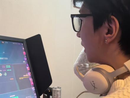 回复 @YHY的评论 参数已出,请查收!
#瓦 #无畏契约 #情侣日常 #卓威显示器参数