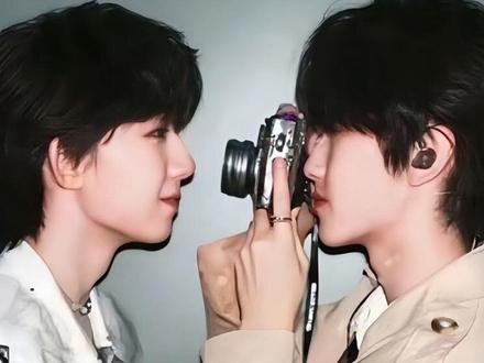 不知道还能不能看见这个fo 手搓一个#奇文 #左奇函杨博文 #奇文拥抱 #AI