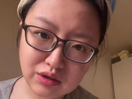 #张凯毅#四斤凤冠 现在她最在意的是偷某税漏某税了。。。@抖音小助手