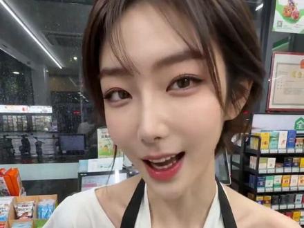 #AI雨夜便利店的糖