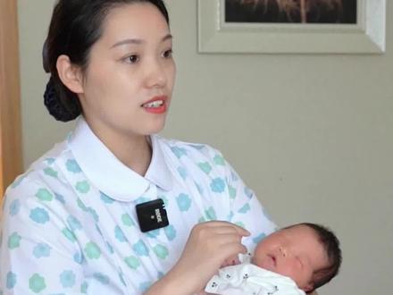 新生儿宝宝需要剃胎发吗~#胎发 #新生儿 #月子里的宝宝 #育儿经验分享 #萌姐育儿 @抖音小助手