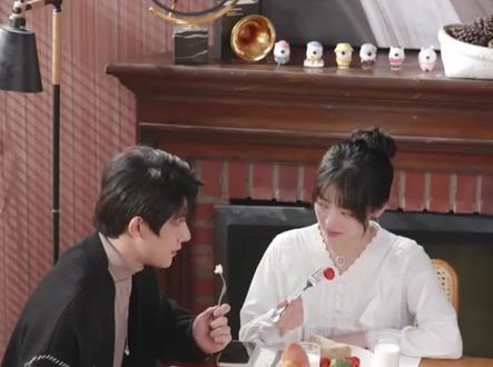#嫁给爱情 霸总真的是太宠妻了,竟然要帮媳妇投资项目!