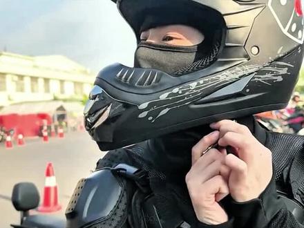 今天是机车罕儿#陈思罕 #机车