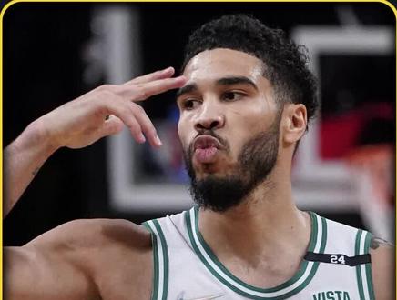 NBA资讯:新的历史最大合同!塔图姆已获得资格在2024年签下价值5年3.03亿,若按10%预估,这份合同将变为3.38亿,超越杰伦的3.04亿成为NBA历史最大合同。#NBA #篮球 #塔图姆