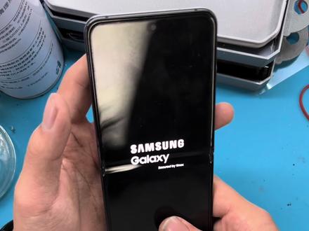 外地粉丝发过来的三星zflip4合盖自动关机更换转轴#寄修手机 #专业的事交给专业的人 #折叠屏