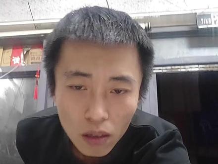 这麻辣拌到底啥味儿呀~ #麻辣拌 #搞笑 #娱乐评论大赏