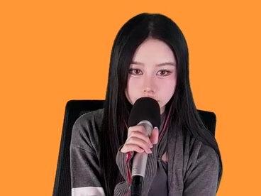 月亮姐姐唱大风车梦回童年 #抖in宝贝计 - 抖音