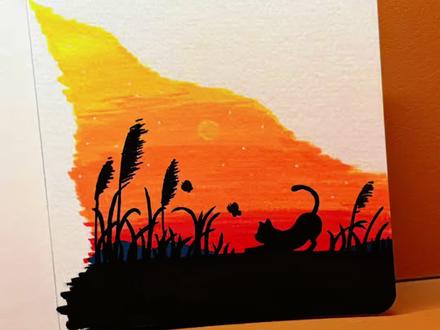 丙烯马克笔|“这只猫,偷走了整个黄昏”……✨ 1分钟速成!画一幅超浪漫的落日猫咪!
把落日揉进橘色晚霞里,
让猫咪在芦苇丛间追着晚风与蝴蝶。
用丙烯马克笔定格这一刻温柔,
原来治愈的浪漫,就藏在这方寸画纸的黄昏里🌇
#跟着抖音学画画 #丙烯马克笔绘画 #落日晚霞 #绘画教程#艺术种草指南