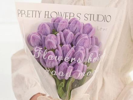 【扭扭棒郁金香新版教程】,有宝宝反馈说做的郁金香花瓣小,想学把花瓣做大一点的方法,更新了这版教程赶快收藏#扭扭棒 #郁金香 #手工教程 #送闺蜜的礼物 #一束花的仪式感