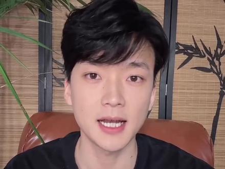 小故事 讲述一个不一样的人的小故事