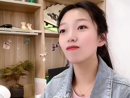 为什么小明是夏天生的却在冬天过生日呢 #情侣vlog #情侣问答 #搞怪日常 @抖音小助手